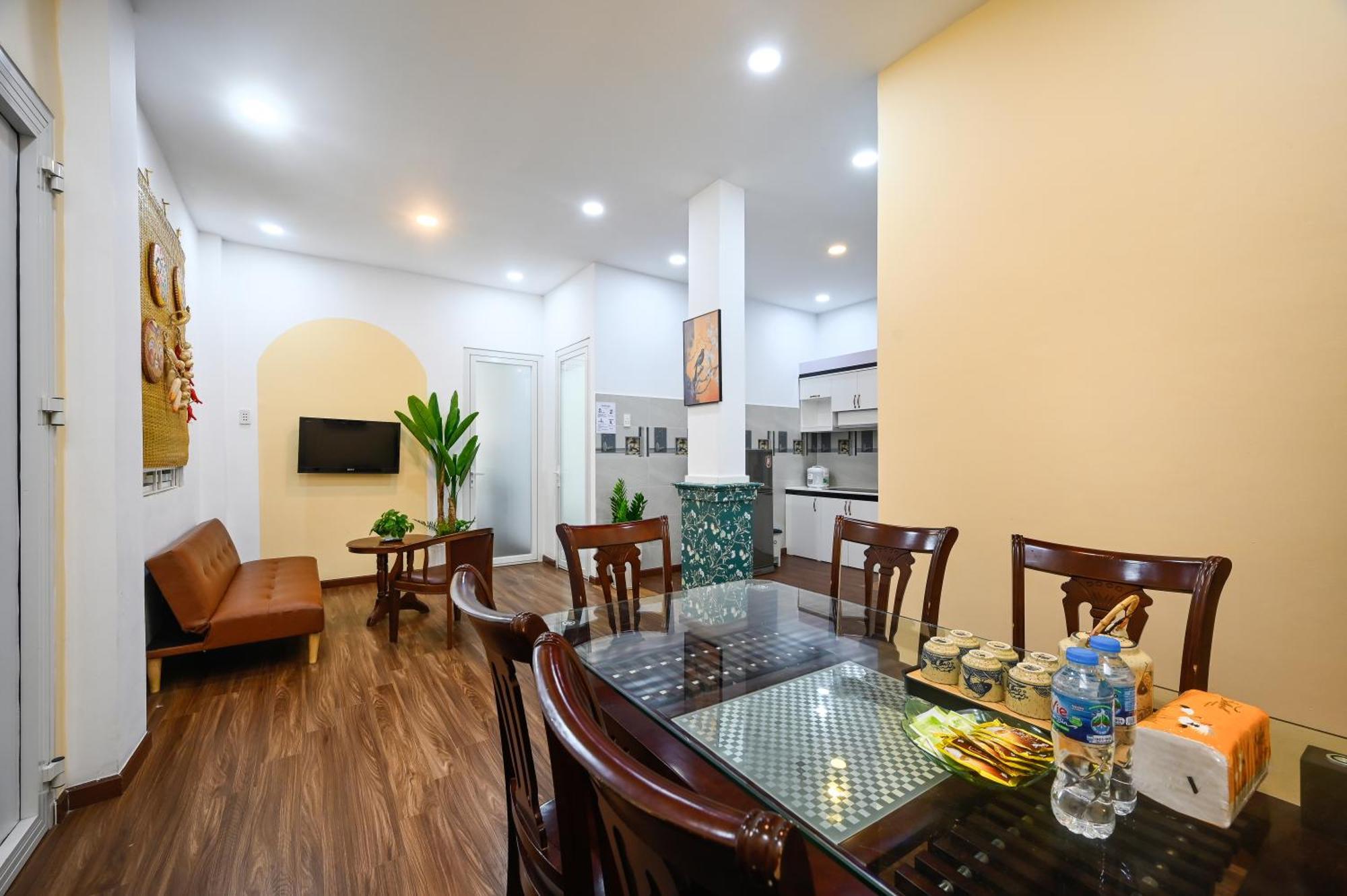 Căn hộ 80m2 Apt, Bui Vien St, District 1, Hcmc Saigon TP. Hồ Chí Minh