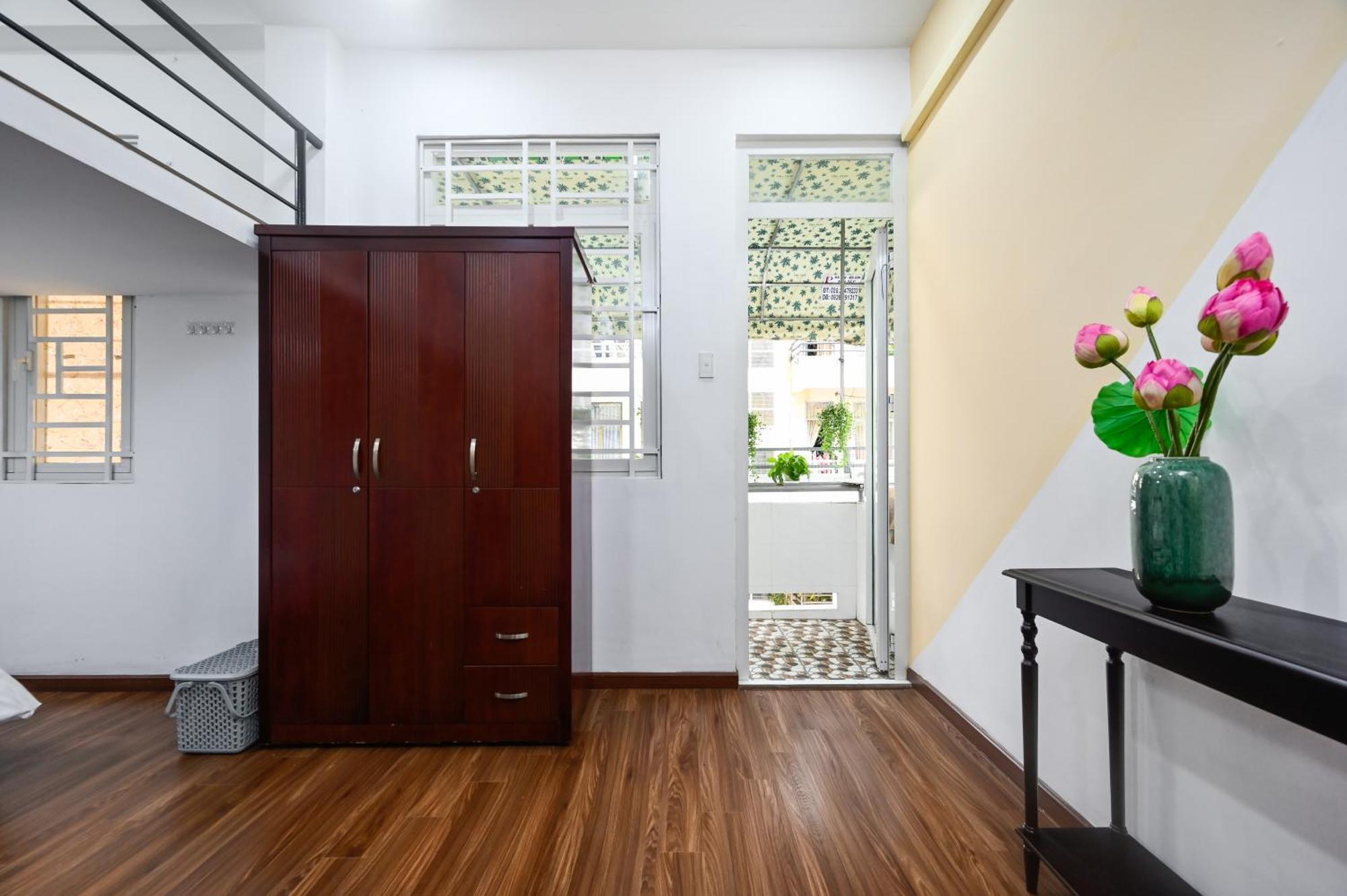80m2 Apt, Bui Vien St, District 1, Hcmc Saigon Căn hộ TP. Hồ Chí Minh