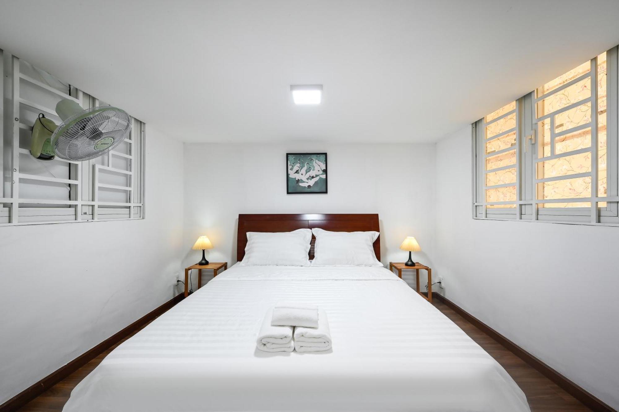 80m2 Apt, Bui Vien St, District 1, Hcmc Saigon * TP. Hồ Chí Minh